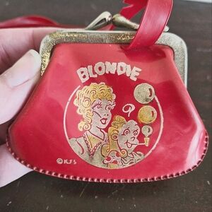 Vintage King Feature Syndicate Blondie Dagwood Red Vinyl Coin Purse. 1960s.